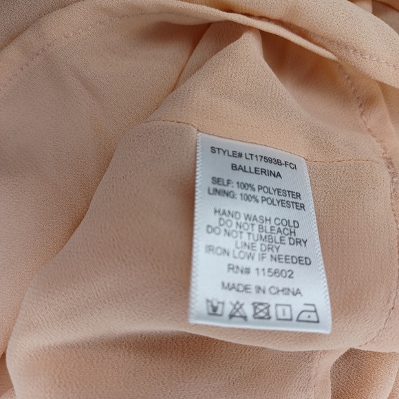 Lush boho v-neck fairycore Cropped top - Picture 16 of 16